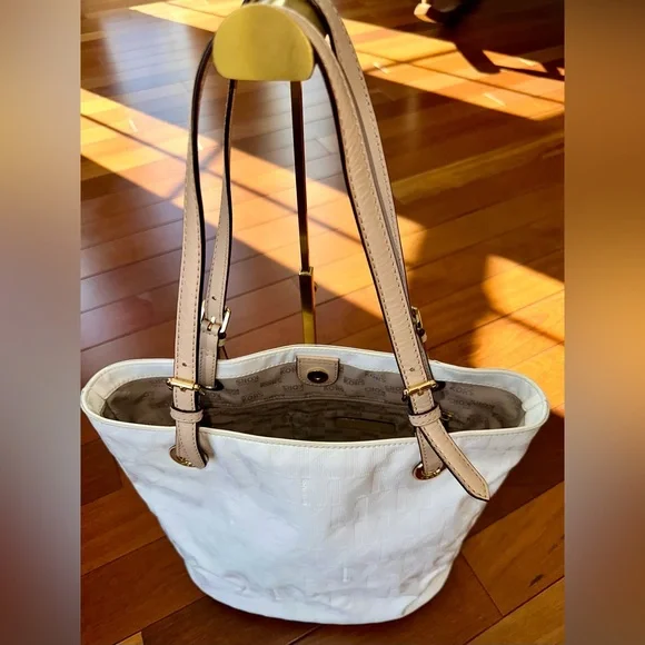 Michael Kors White Patent Leather Monogram Tote with Butterfly Accent Charm - Picture 6 of 11